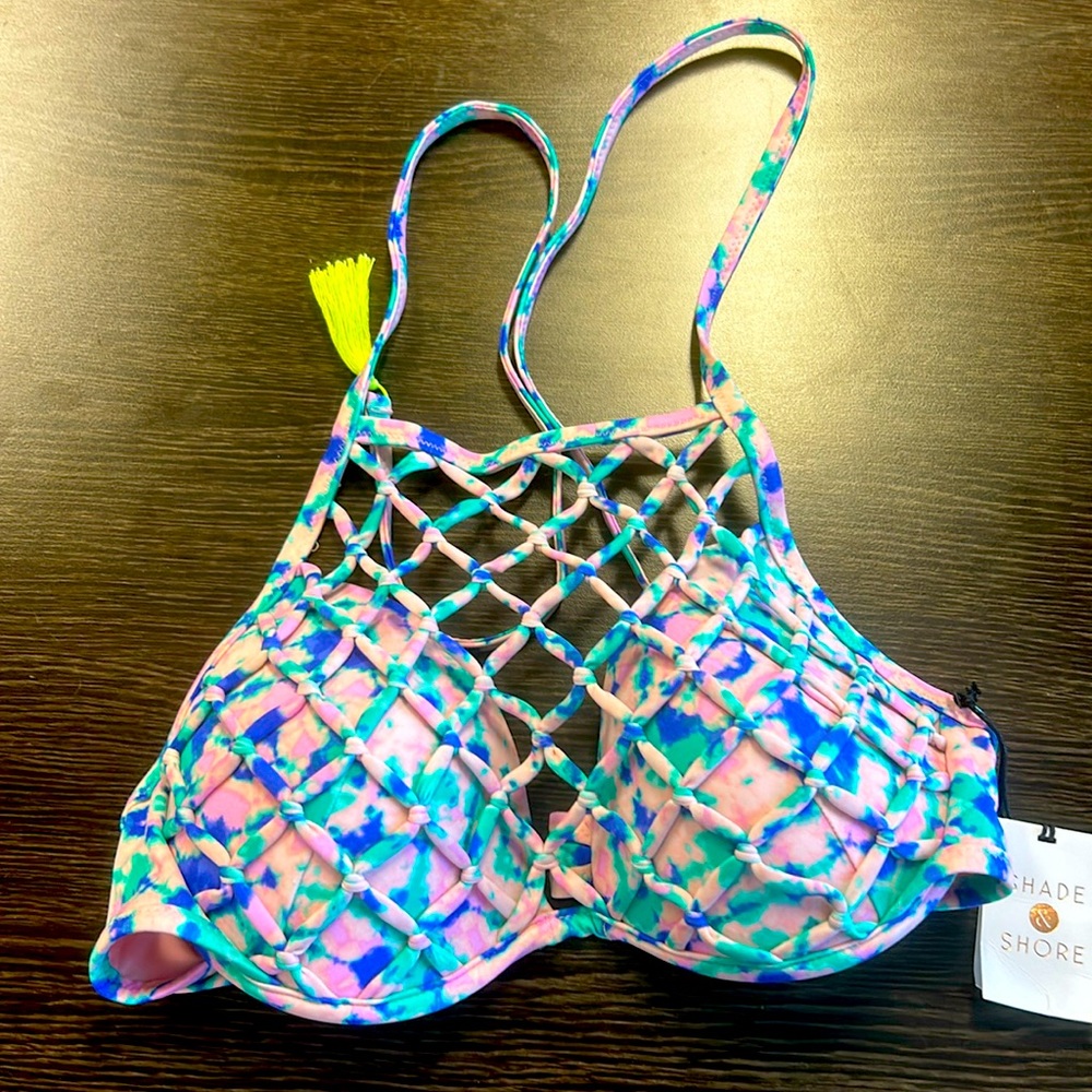 NWT Shade & Shore bikini top 34C
